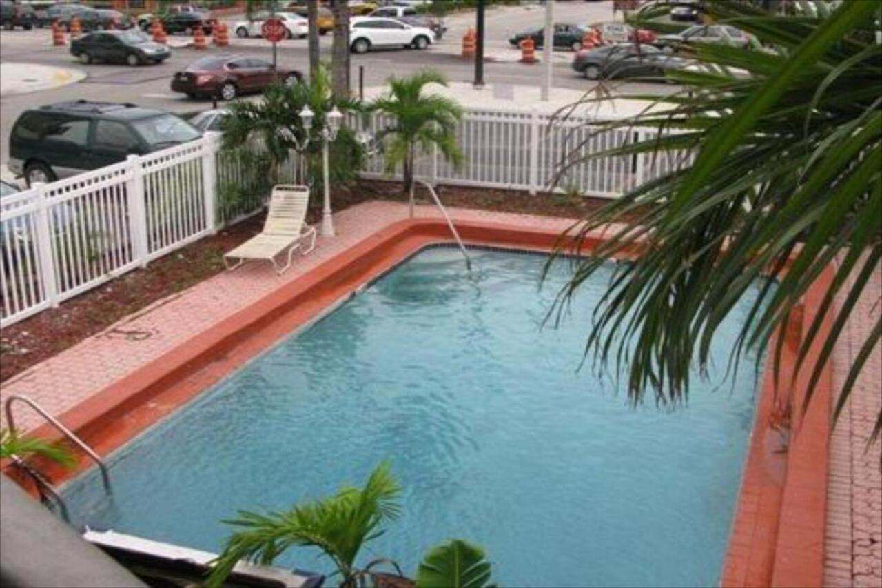 Up Midtown Motel Miami Exterior foto